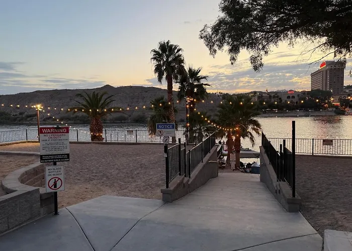 Rendezvous On The River